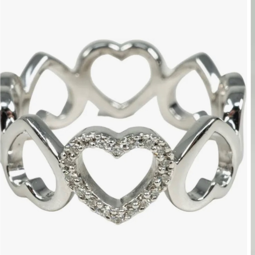Tiffany ring Tiffany & Co. 18 Karat White Gold Diamond Heart Ring size 5.5